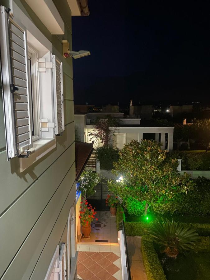 Dimitris Corinthian Villa 벌하티 외부 사진