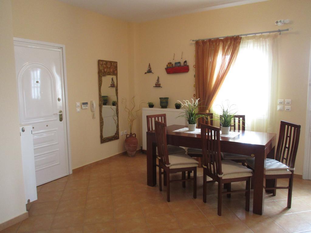 Dimitris Corinthian Villa 벌하티 외부 사진